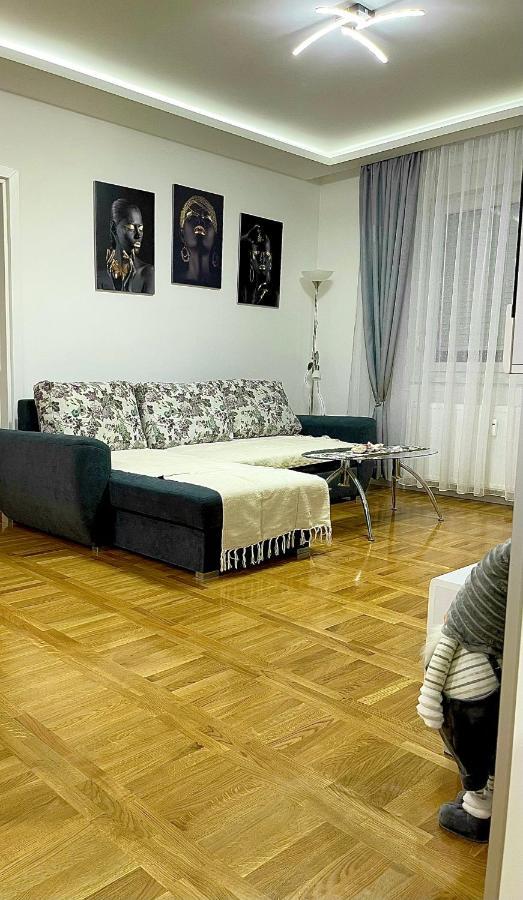 Apartman Mdb Subotica Zewnętrze zdjęcie